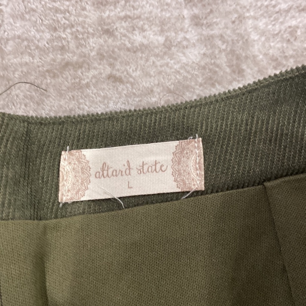 ALTARID State Hunter Green Skirt - Picture 2 of 3